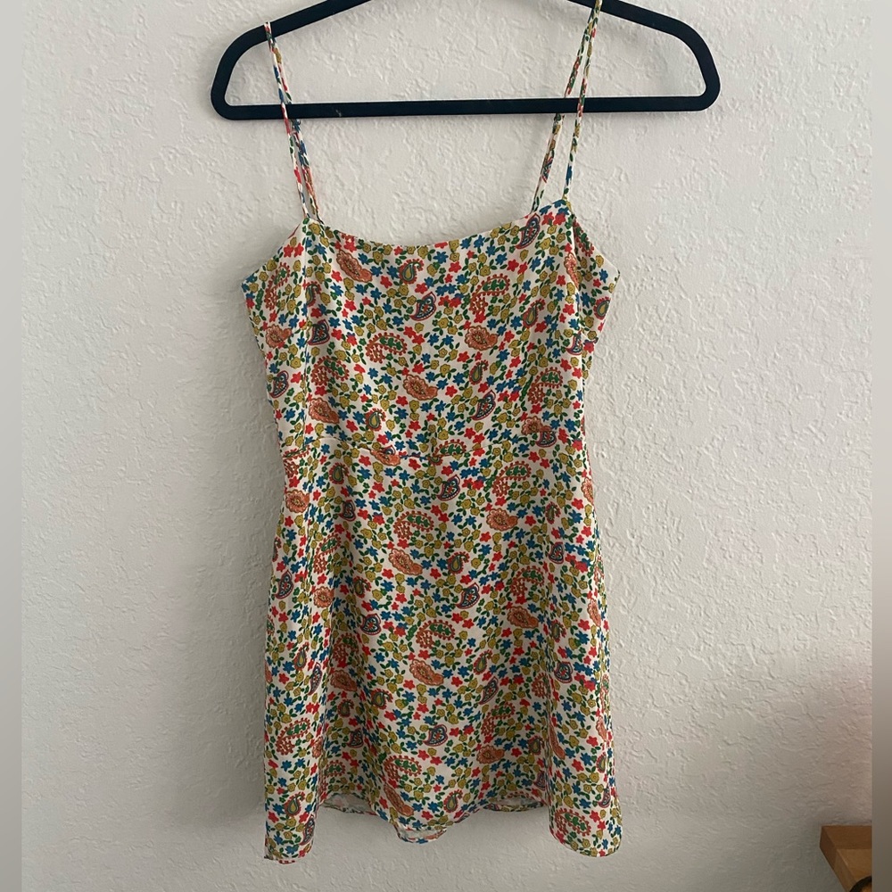 Resa max mini dress size small. Woodstock paisley print.